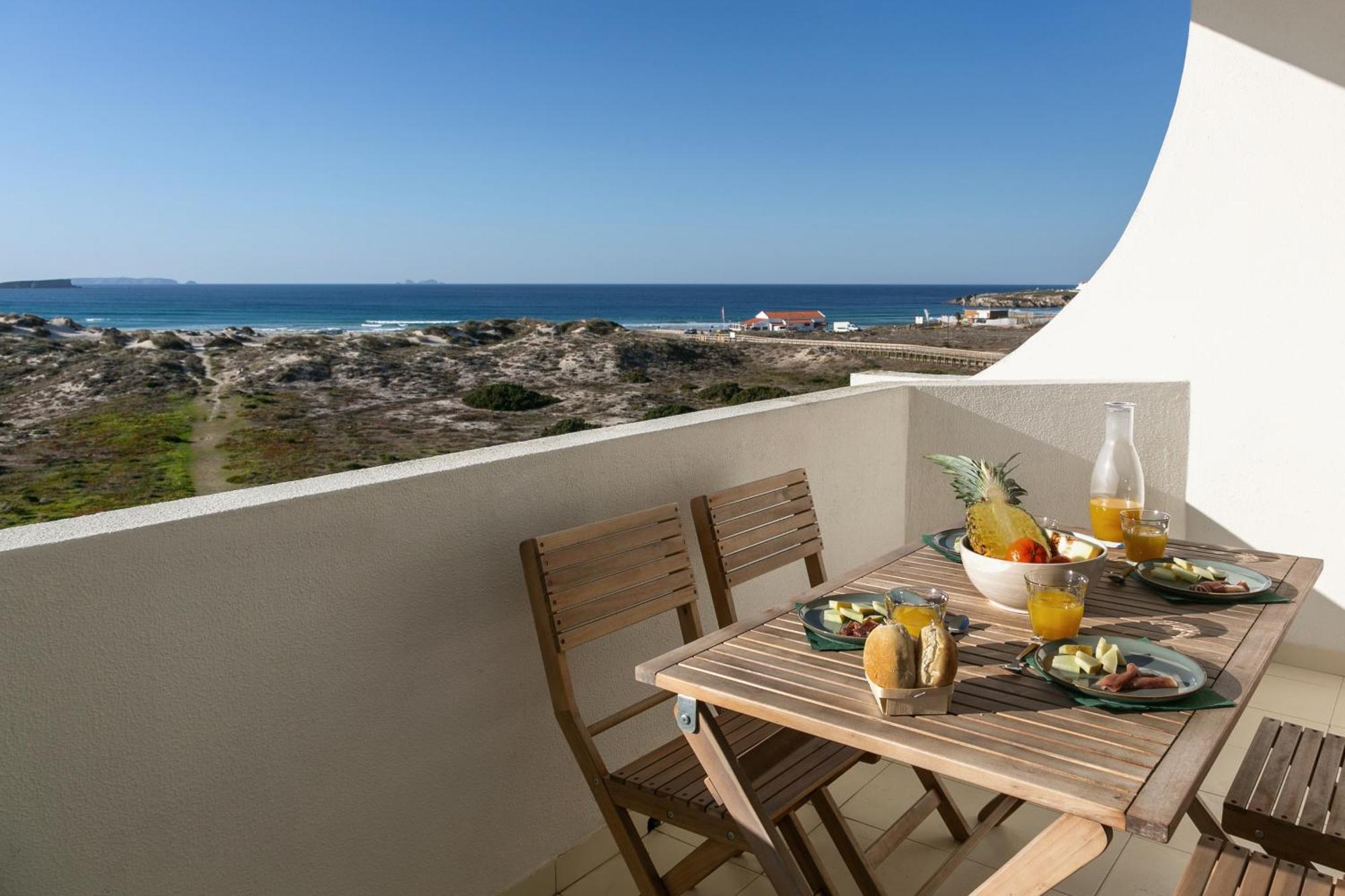 Baleal Beachfront Apartment Ferrel (Leiria)